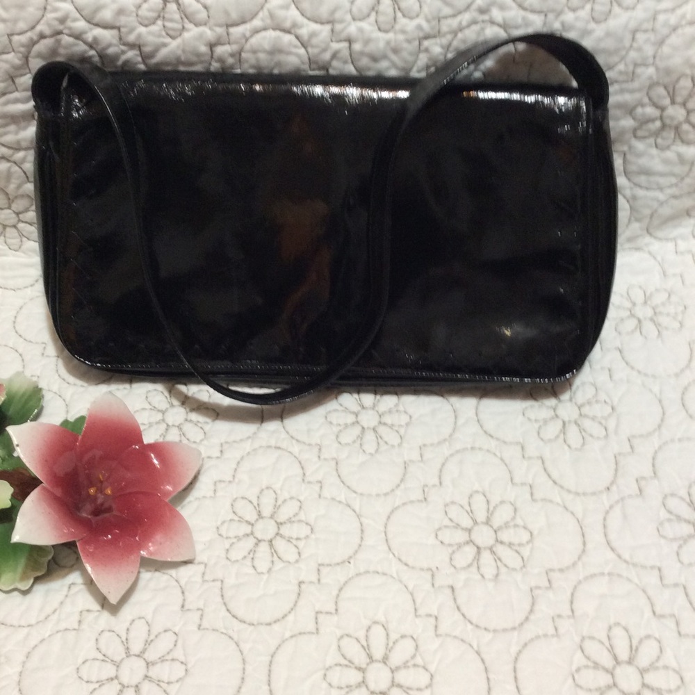 BCBGMAXAZRIA genuine Italian leather bag - Picture 2 of 7